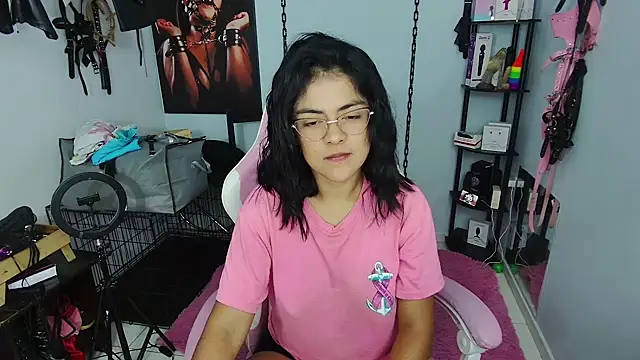 Hannah-grace online show from January 11, 12:56 pm