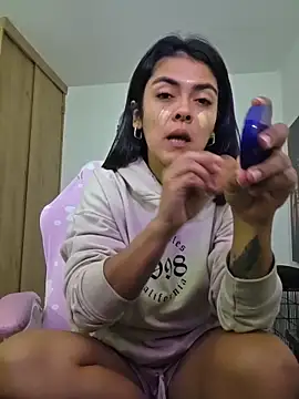 Hannah-grace online show from March 25, 10:14 am