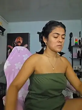 Hannah-grace online show from November 5, 1:03 pm