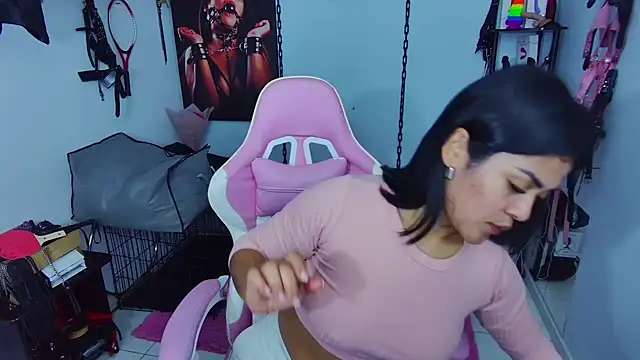 Hannah-grace online show from November 21, 12:59 pm