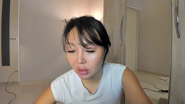 keiko hot online show from April 24, 2:35 am
