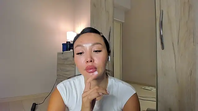 keiko hot online show from April 20, 2:25 am