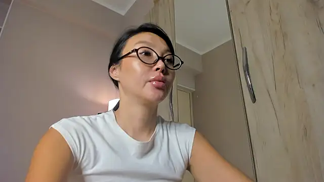 Snapshot of keiko_hot chatting on June 9, 3:18 am keiko hot online show from June 9, 3:18 am