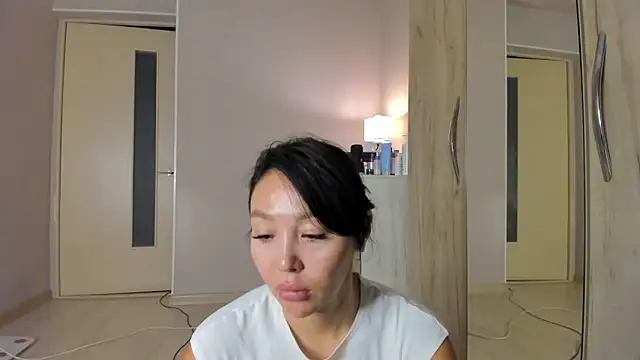 Snapshot of keiko_hot chatting on June 7, 3:45 am keiko hot online show from June 7, 3:45 am