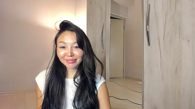 keiko hot online show from April 3, 8:26 pm