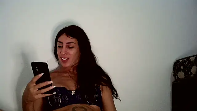 Snapshot of AlexiaDuucan chatting on February 26, 12:49 pm AlexiaDuucan online show from February 26, 12:49 pm