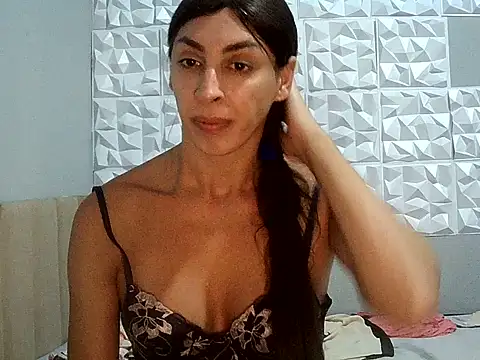 Snapshot of AlexiaDuucan chatting on July 18, 1:09 pm AlexiaDuucan online show from July 18, 1:09 pm