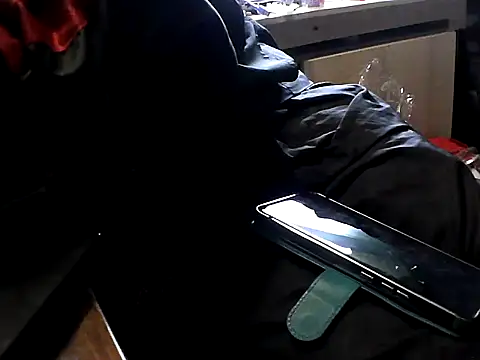 SkaterHun online show from February 6, 8:49 pm