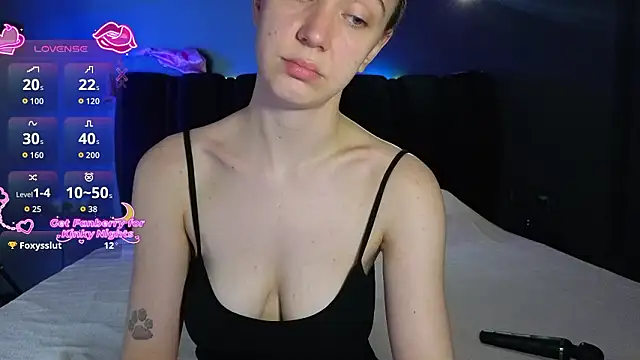 SexyCocobutt online show from March 13, 11:59 am