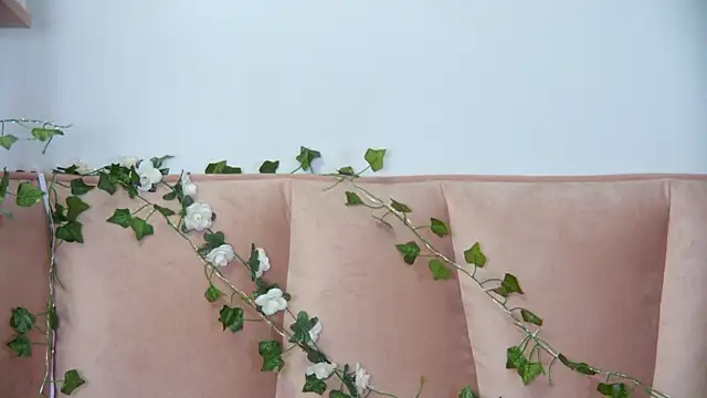 GentleRossi online show from June 2, 1:44 pm