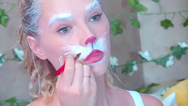 GentleRossi online show from April 4, 5:08 pm