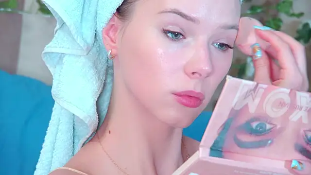 GentleRossi online show from April 10, 3:08 pm