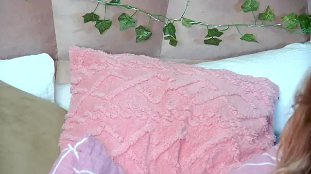 GentleRossi online show from June 1, 1:33 pm