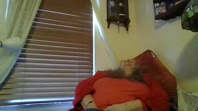 Snapshot of DestineeLoverGirl chatting on July 14, 11:49 am DestineeLoverGirl online show from July 14, 11:49 am