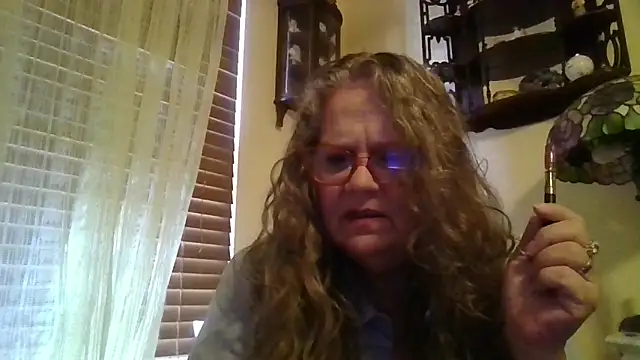 Snapshot of DestineeLoverGirl chatting on March 25, 2:16 pm DestineeLoverGirl online show from March 25, 2:16 pm