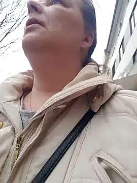 saharaheiss online show from February 15, 8:33 am