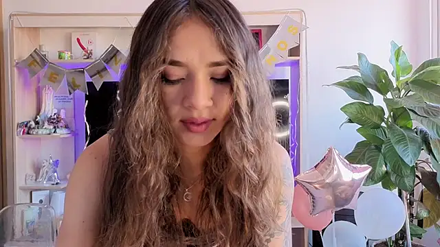melisa es online show from April 22, 12:34 pm