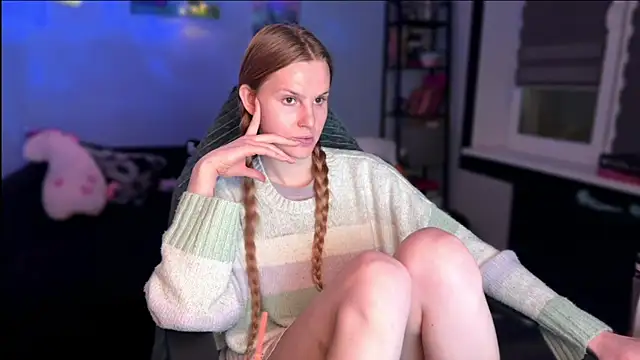 Chanel Gill online show from December 21, 9:26 pm