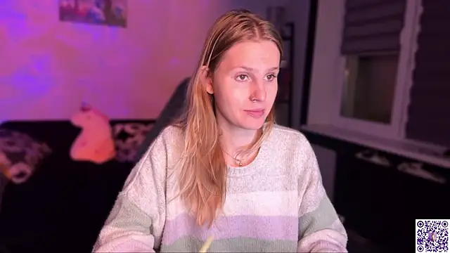 Snapshot of Chanel_Gill chatting on November 16, 7:18 pm Chanel Gill online show from November 16, 7:18 pm