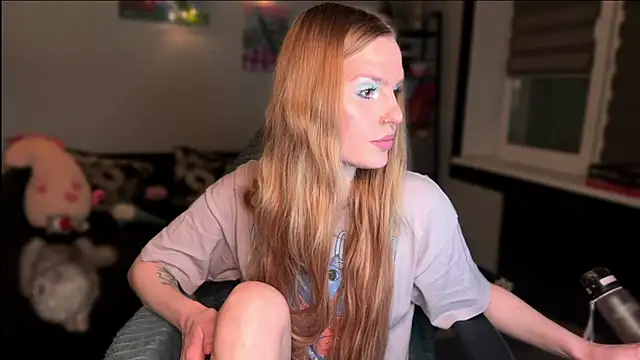 Chanel Gill online show from December 22, 5:35 pm