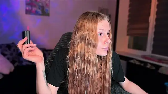 Snapshot of Chanel_Gill chatting on December 3, 5:12 pm Chanel Gill online show from December 3, 5:12 pm