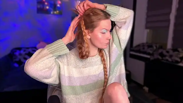 Chanel Gill online show from January 9, 5:42 pm