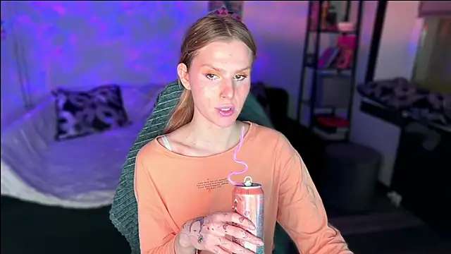 Chanel Gill online show from February 21, 4:53 pm