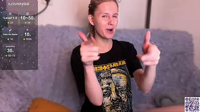 Snapshot of Chanel_Gill chatting on October 24, 3:55 pm Chanel Gill online show from October 24, 3:55 pm