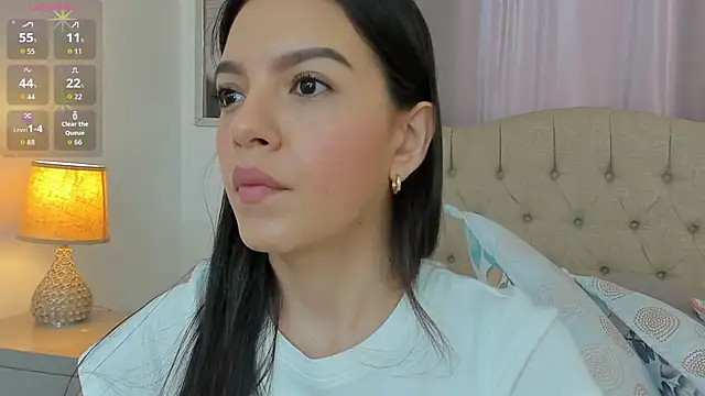 Snapshot of Beautyari_ chatting on April 20, 12:41 pm Beautyari online show from April 20, 12:41 pm
