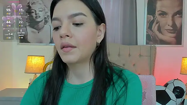 Snapshot of Beautyari_ chatting on July 14, 12:22 pm Beautyari online show from July 14, 12:22 pm