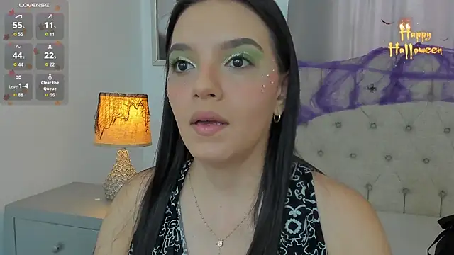 Snapshot of Beautyari_ chatting on October 17, 12:51 pm Beautyari online show from October 17, 12:51 pm