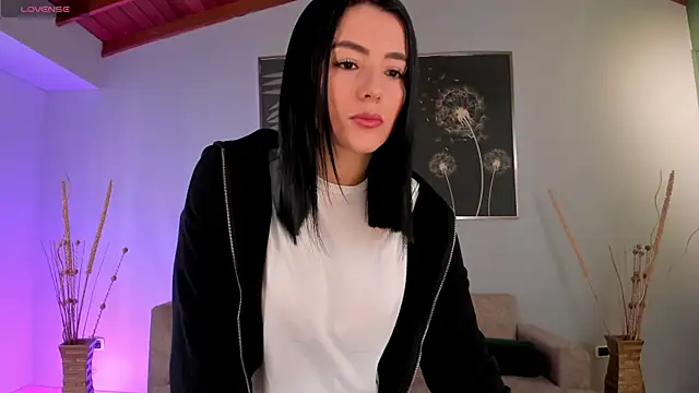 Snapshot of JennaOlsonX chatting on November 17, 11:47 am JennaOlsonX online show from November 17, 11:47 am