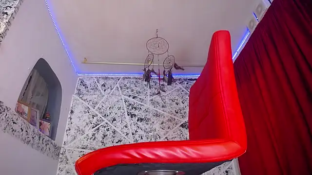 hornytsblonde online show from February 24, 5:03 pm