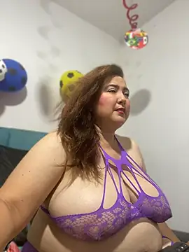 Snapshot of Allyson_Devil chatting on July 2, 7:42 pm Allyson Devil online show from July 2, 7:42 pm
