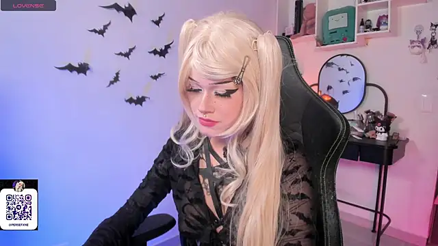 damnliciousss online show from January 11, 11:33 pm