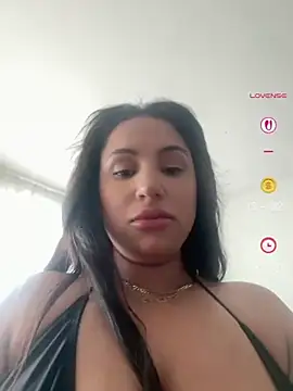 MeghanXO online show from July 7, 1:47 pm