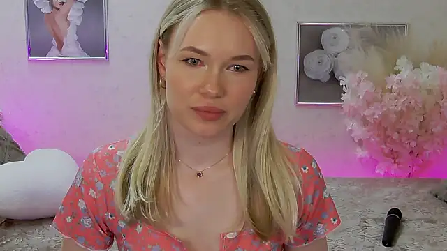 Veronika Mitchel online show from March 16, 7:38 pm