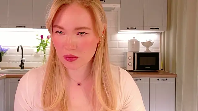 Veronika Mitchel online show from February 16, 4:16 pm