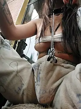 k lebannon online show from October 31, 4:14 pm