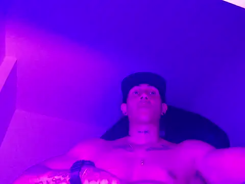 xxxtreme master7 online show from March 3, 11:45 pm