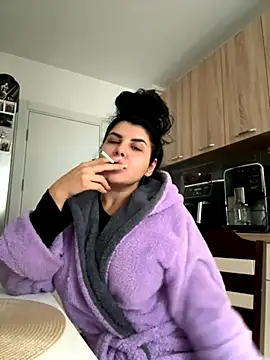 Snapshot of Scarlett-Dream chatting on October 1, 5:23 am Scarlett-Dream online show from October 1, 5:23 am