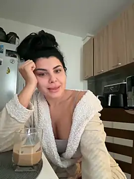 Snapshot of Scarlett-Dream chatting on September 26, 5:14 am Scarlett-Dream online show from September 26, 5:14 am