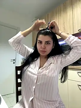 Snapshot of Scarlett-Dream chatting on December 15, 4:07 am Scarlett-Dream online show from December 15, 4:07 am