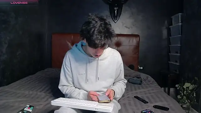 DanielCrush1 online show from February 24, 6:53 pm