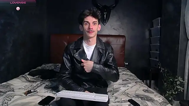 DanielCrush1 online show from February 21, 6:59 am