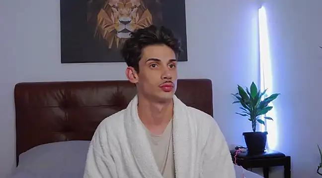 Snapshot of DanielCrush1 chatting on January 31, 5:32 pm DanielCrush1 online show from January 31, 5:32 pm