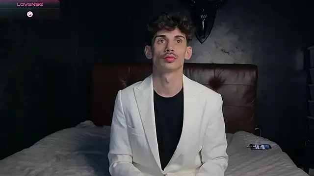 DanielCrush1 online show from November 28, 3:23 pm