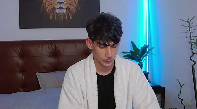 Snapshot of DanielCrush1 chatting on February 20, 3:23 am DanielCrush1 online show from February 20, 3:23 am