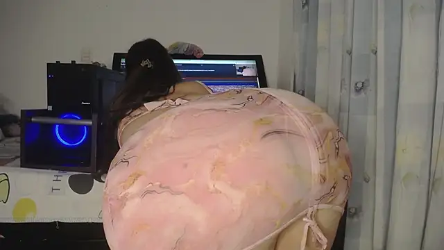 eolicasex online show from May 5, 11:41 pm