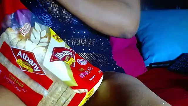 Queenofthenightx online show from October 21, 4:39 pm